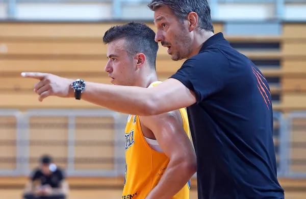 Jurica Golemac (desno)  in Žan Mark Šiško, ki je v tej sezoni izjemno napredoval.
