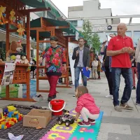 ... in hkrati so nekatera društva predstavljala, kaj pomeni prostovoljstvo.   