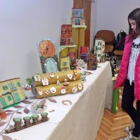V Hi&scaron;i kulture tudi va&scaron;ka knjižnica