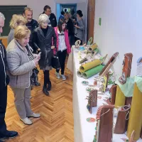 V Hi&scaron;i kulture tudi va&scaron;ka knjižnica
