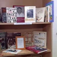 V Hi&scaron;i kulture tudi va&scaron;ka knjižnica