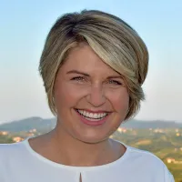 Teja Jelina