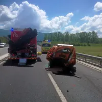 Voznik kombija se je huje po&scaron;kodoval