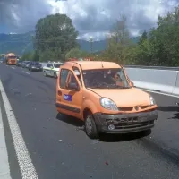Voznik kombija se je huje po&scaron;kodoval