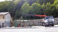 

Na Srpenici bodo postajališče uredili v teh dneh.