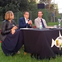 Mesto knjige je v polnem teku
