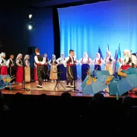 Da so Bistričani odprti do drugih narodov in kultur, so pokazali 
tudi z gostovanjem  folklorne skupine iz Velike Kladuše.