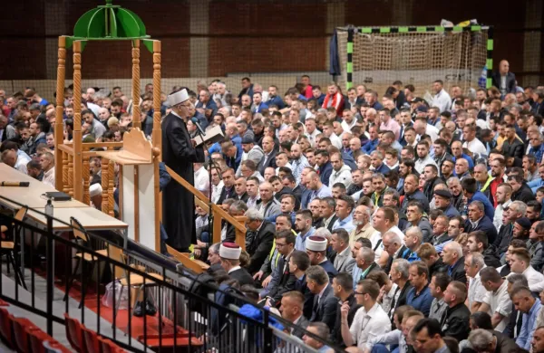 Grabus ob ramazanskem bajramu opozoril na ohranjanje skromnosti