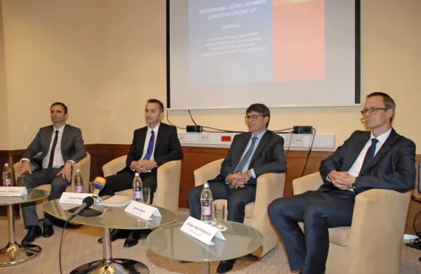 Cilj je stabilna uprava in dobro poslovanje