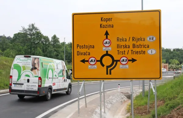 Polovica tovornjakov se je izogibala plačilu cestnine