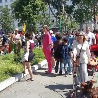Množično in pisano na trža&scaron;ki paradi ponosa