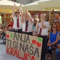 Če&scaron;nje in njihov praznik je vendarle obsijalo sonce