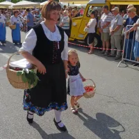 Če&scaron;nje in njihov praznik je vendarle obsijalo sonce