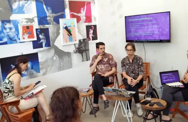 Organizatorji so v program festivala Parade ponosa vključili 
kulturne, perfomativne, politično-pogovorne in izobraževalne 
elemente, ki težijo k refleksiji o družbi, v kateri živimo.