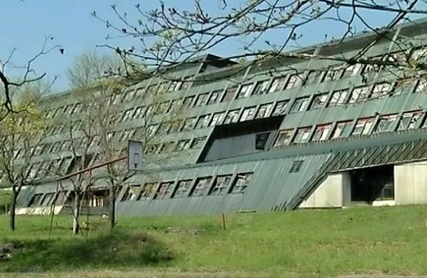 Kitajska nepremičninska družba Zhongya je nova lastnica nekdanje jugoslovanske politične šole v Kumrovcu.