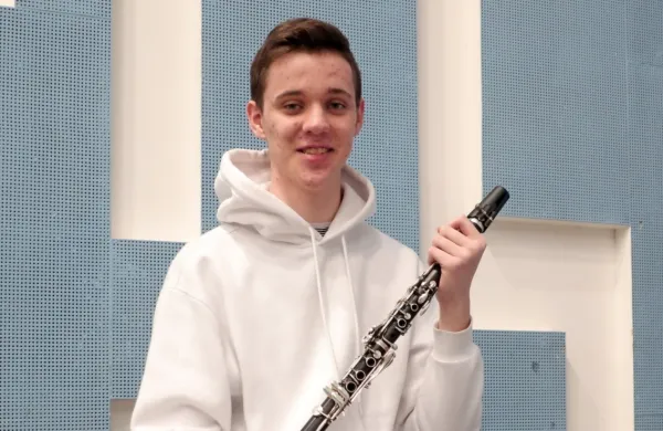 Luka Vovk je h klarinetu prišel po naključju, a z njim žanje  
uspehe.