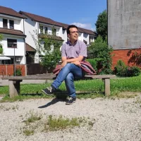 Pred časom je Zoranu Savinu zmanjkalo energije, kar ga je izučilo. 
Zdaj si vzame tudi čas zase.