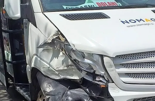 Z avtom v avtobus