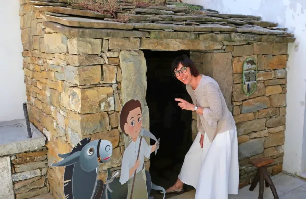 Umetnine v 3D in dopolnjena kažeta