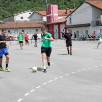 Na Binetovem memorialu v Vrhpolju pri Vipavi se je zbralo kar 18 
ekip. 