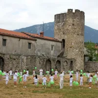 Dež je spral domiselno promocijo
