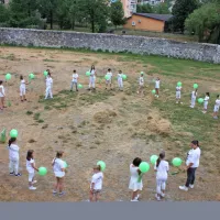 Dež je spral domiselno promocijo