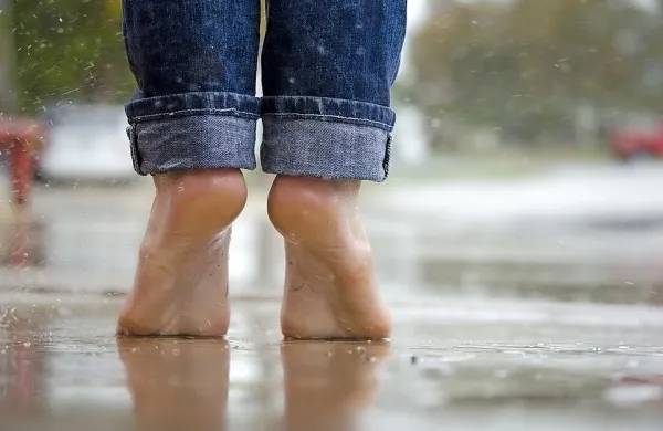 Ponekod že močni nalivi, meteorologi in geologi opozarjajo