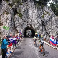 Navijaški utrip ob vzponu na Predmejo