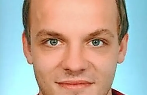 Pogrešajo 28-letnega Jana Jernejca iz Ljubljane, ki je 19. junija 
samovoljno zapustil socialnovarstveni zavod Dom Nine Pokorn v 
Pernovem, kjer je bil nastanjen.