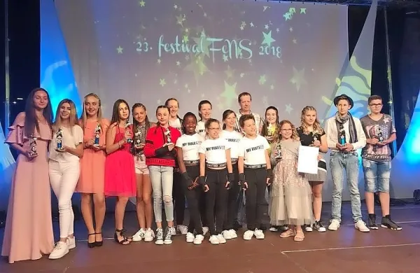 Lanski nagrajenci festivala FeNS.