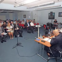 Delničarjem Luke 1,33 evra dividende