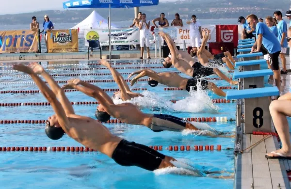 V Žusterni pričakujejo v soboto 400 plavalcev.