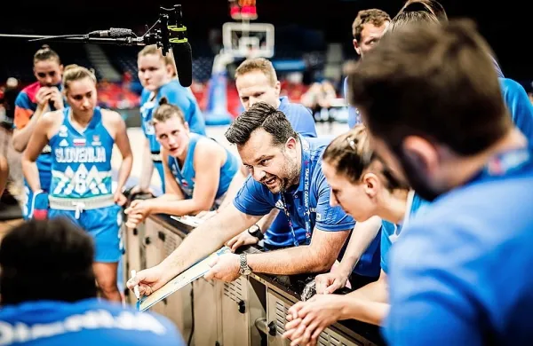 Bo Damir Grgić nadaljeval delo z žensko reprezentanco?