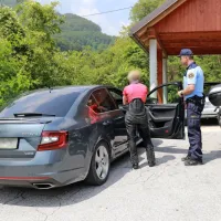 Motoristi v Posočju pod drobnogledom policistov