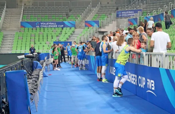 Slovenci danes po vstopnico v svetovno ligo narodov