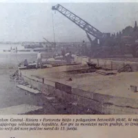 V Portorožu so urejali velikansko kopališče, današnjo centralno 
portoroško plažo. 