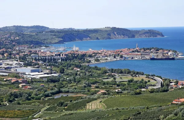 Izolska občina z dražbo nepremičnin iztržila dobrih 600.000 evrov