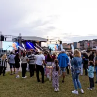 Festival Kanela bar je na plažo pljusknil dozo rock'n'rolla