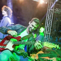 Festival Kanela bar je na plažo pljusknil dozo rock'n'rolla