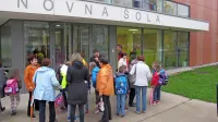 Po štirih letih je zdaj čas, da se starši in otroci sami organizirajo 
glede pešačenja in kolesarjenja v šolo.  