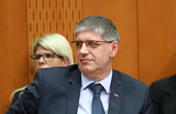 Slovenski notranji minister Boštjan Poklukar