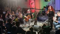 Na vrtu pokrajinskega muzeja so Neci Falk, Jerku Novaku (levo) in 
Miru Novaku prisluhnili mali in veliki otroci.