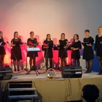 Po Križu je odmevalo petje skupine El&uacute;m