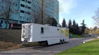Ker mamografa zaradi odločanja revizijske komisije še ne morejo 
najeti, bodo do jeseni še imeli v uporabi mobilno enoto Dore. 