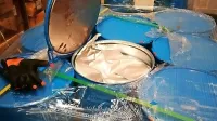 V sodih bi morala biti barva za  označevanje cestišč