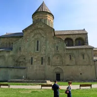 Barvita dežela brez pravih kotov
