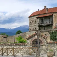 Barvita dežela brez pravih kotov