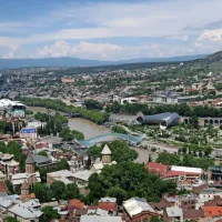 Barvita dežela brez pravih kotov