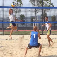Druženje in &scaron;portni boji med &scaron;tudenti