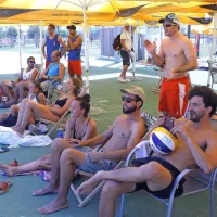 Druženje in &scaron;portni boji med &scaron;tudenti